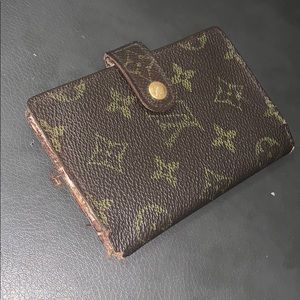 lv cardholer
